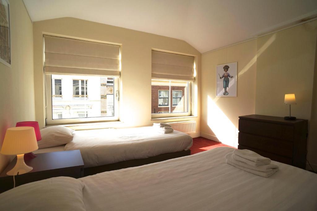 Stayci Serviced Apartments Noordeinde Haag Rum bild