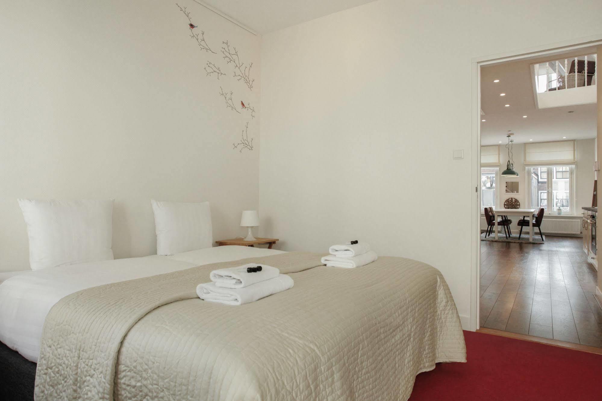 Stayci Serviced Apartments Noordeinde Haag Exteriör bild