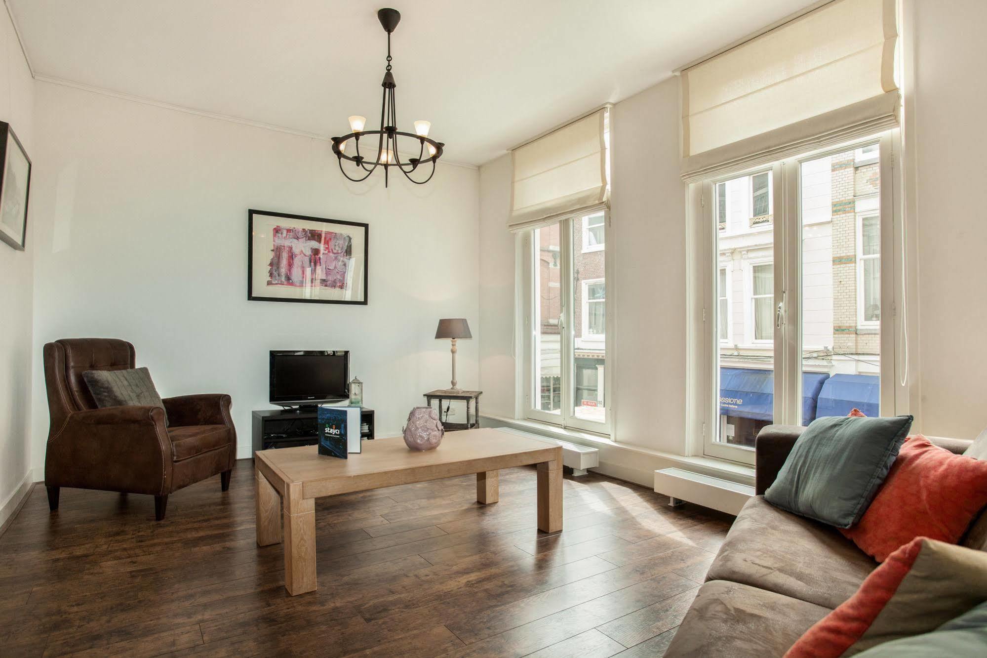 Stayci Serviced Apartments Noordeinde Haag Exteriör bild