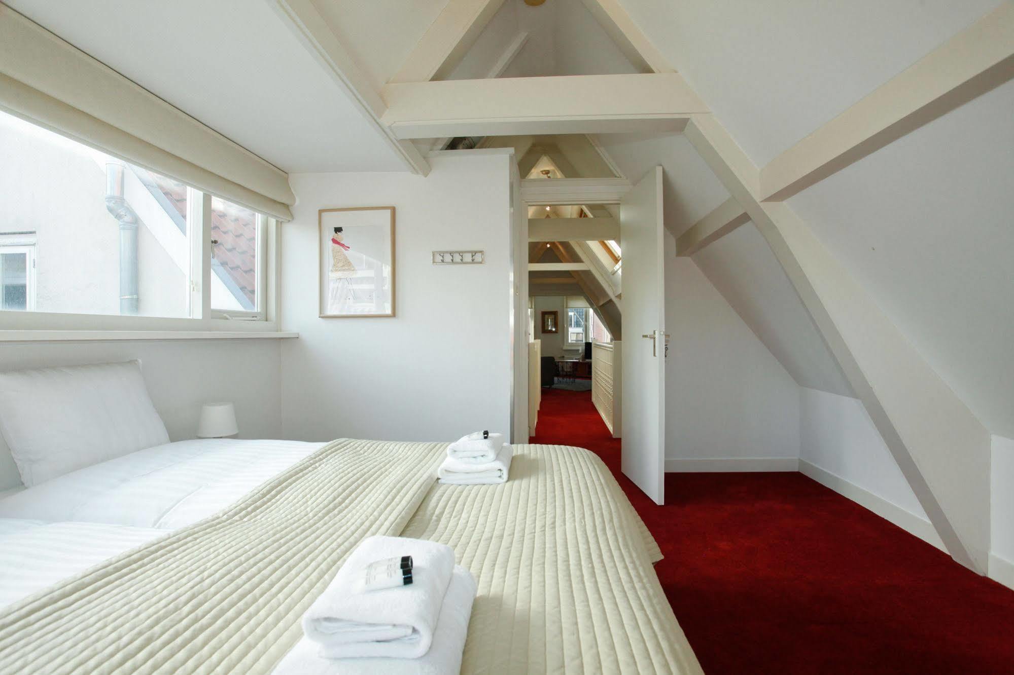 Stayci Serviced Apartments Noordeinde Haag Exteriör bild