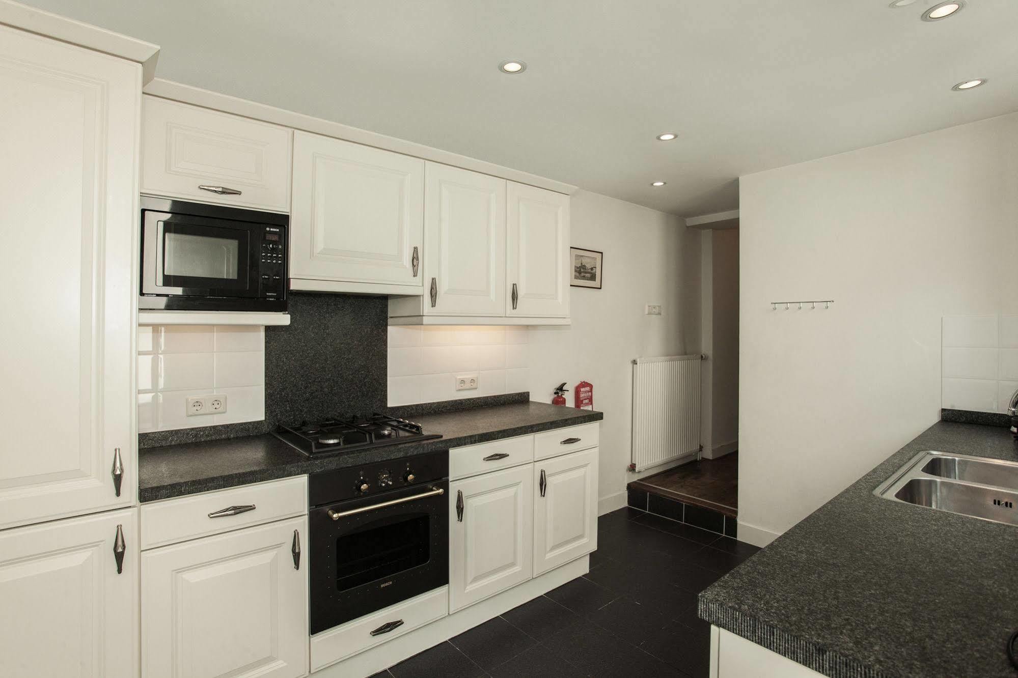 Stayci Serviced Apartments Noordeinde Haag Exteriör bild